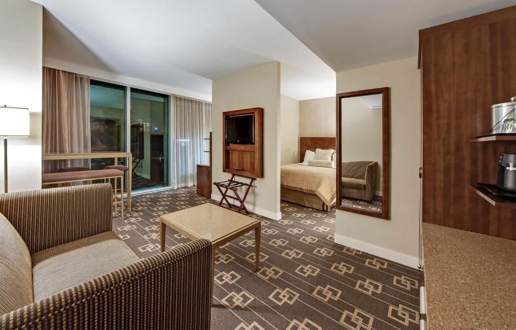 Wyndham_garden_4's photo