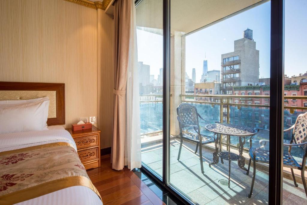 allen_hotel_18's photo