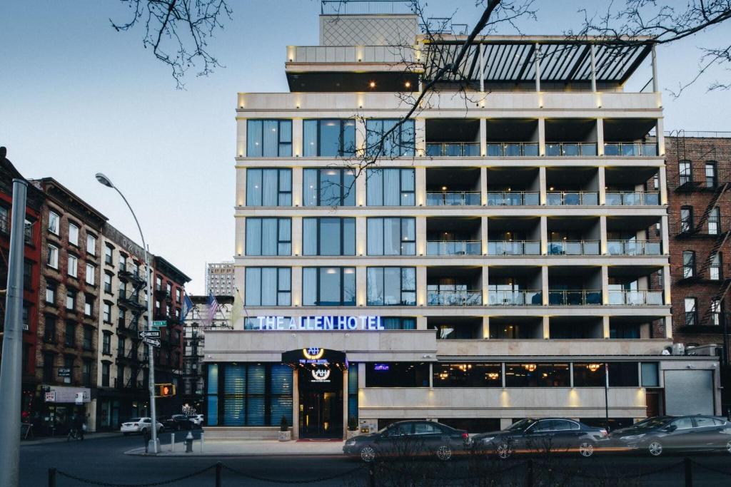 allen_hotel_24's photo