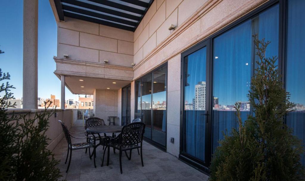 allen_hotel_26's photo