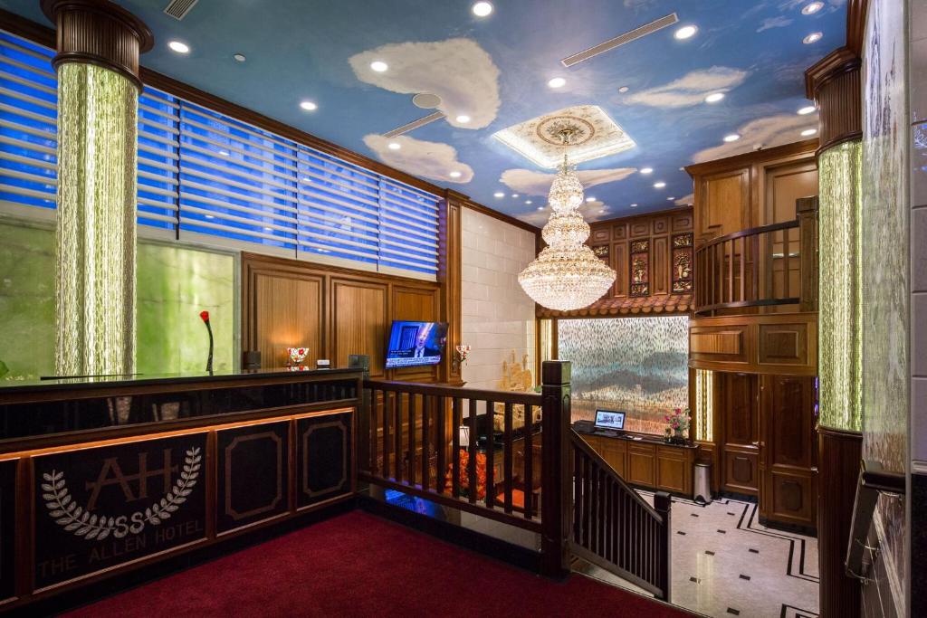 allen_hotel_27's photo