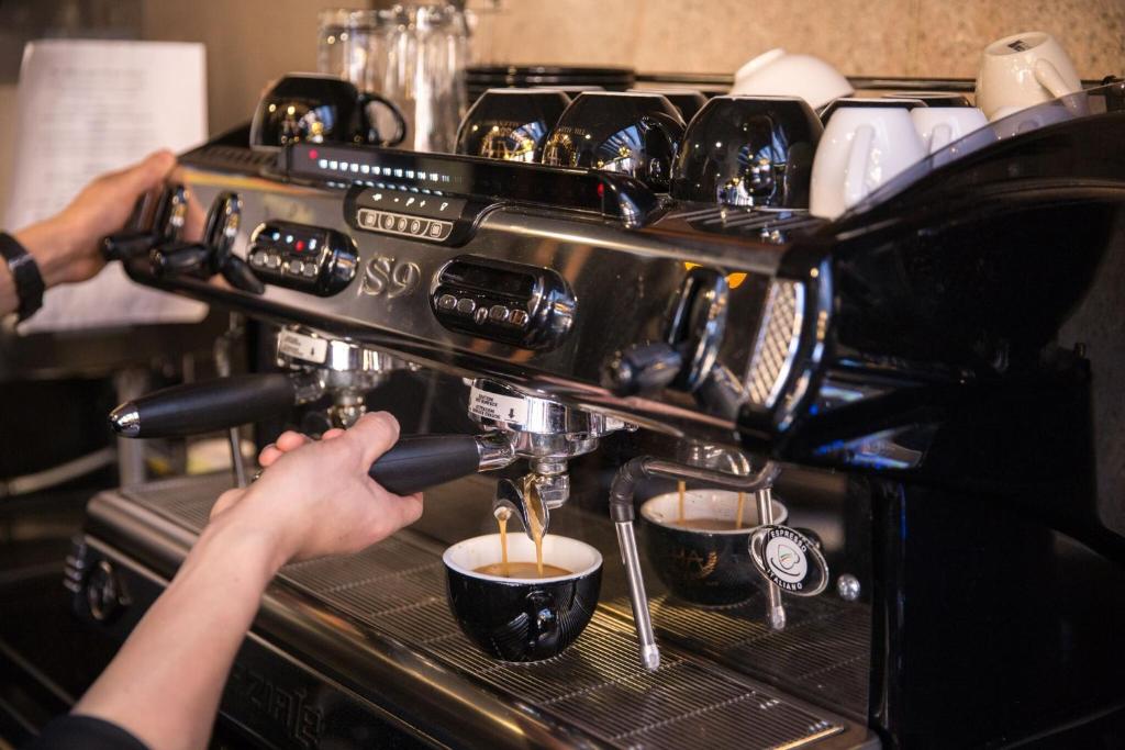 allen_hotel_33's photo