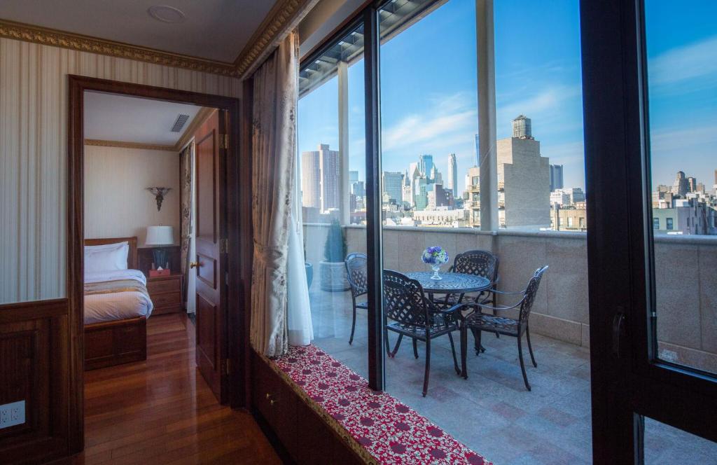 allen_hotel_44's photo