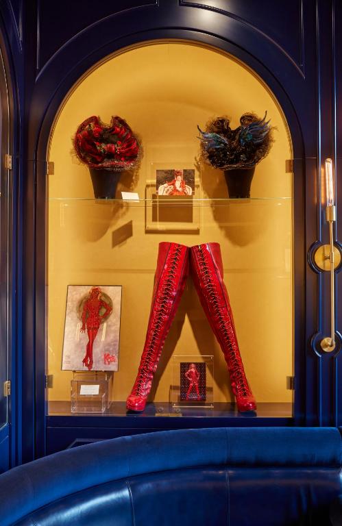 Civilian_hotel_24's photo