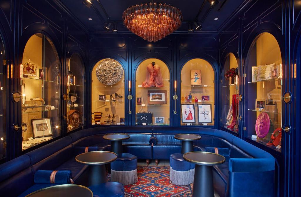 Civilian_hotel_30's photo