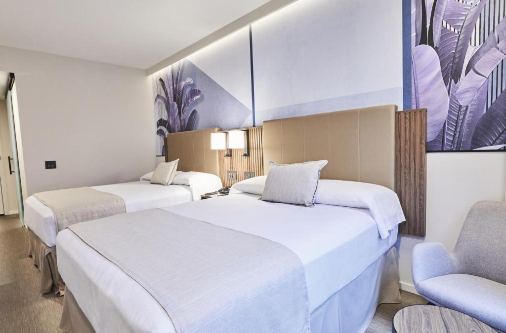 Riu_plaza_28's photo