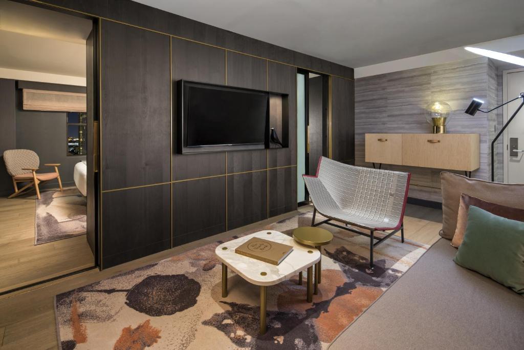 The_time_newyork_4's photo