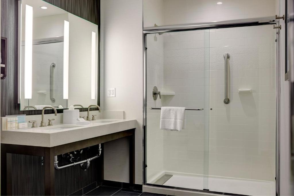 Hampton_inn_2