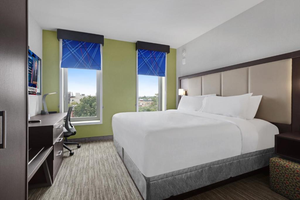 Holiday_inn_30's photo