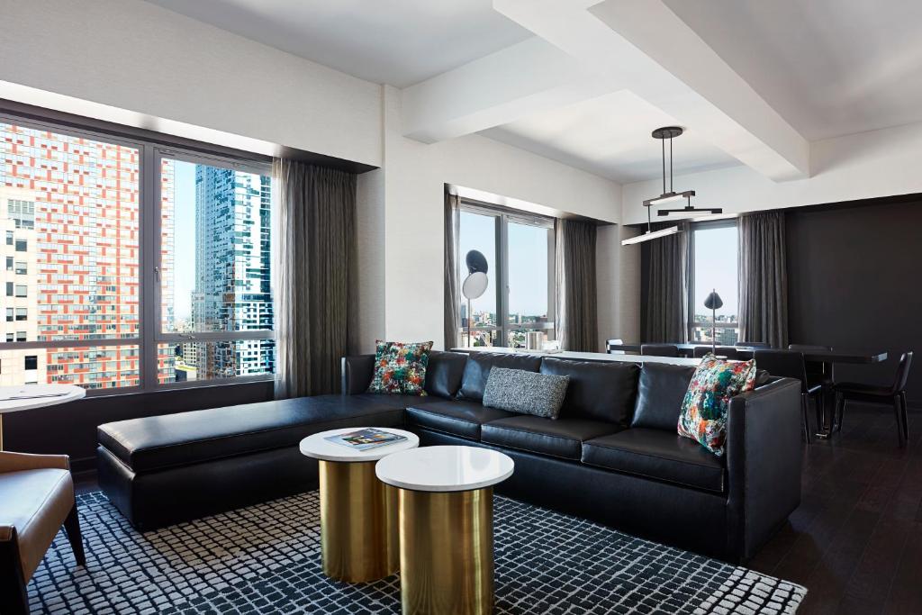 Newyork_marriott_37's photo