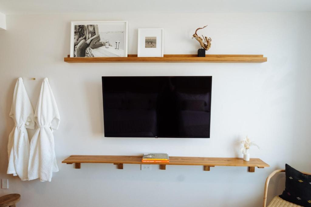 Rockaway_hotel_18's photo