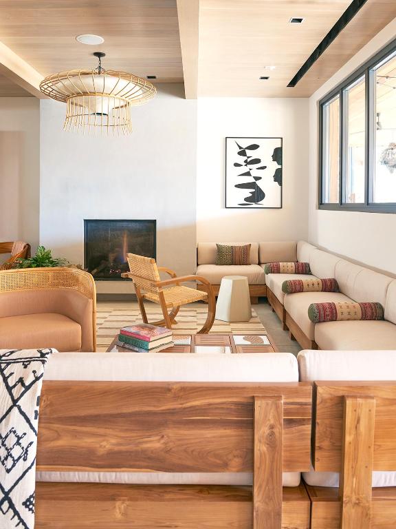 Rockaway_hotel_40's photo