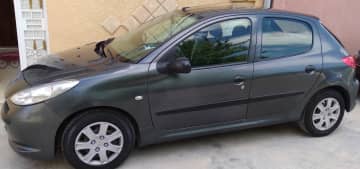 Peugeot 206+ 2012 — photo 3