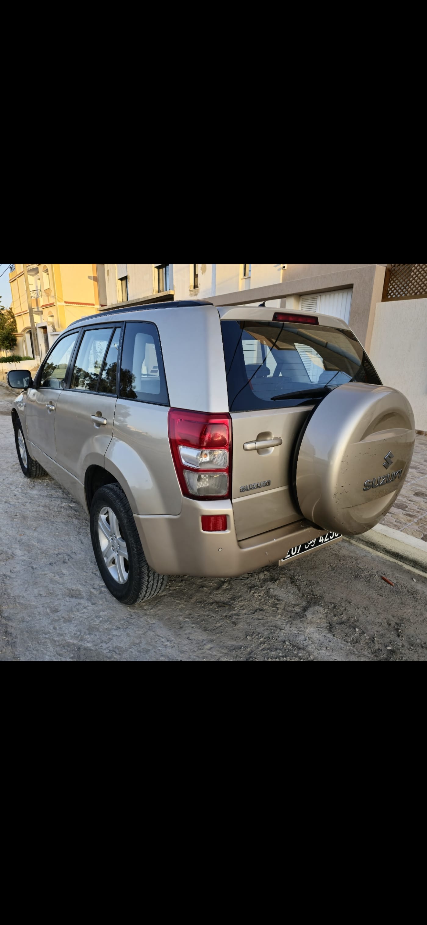Suzuki Grand vitara 2008 — photo 1