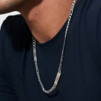 Heritage Link Family Name Necklace. 4