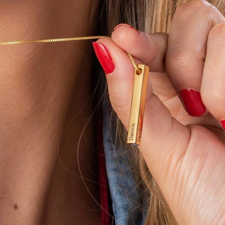 Engraved 3D Bar Necklace 3