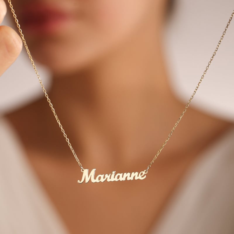 Carrie Style Name Necklace 2