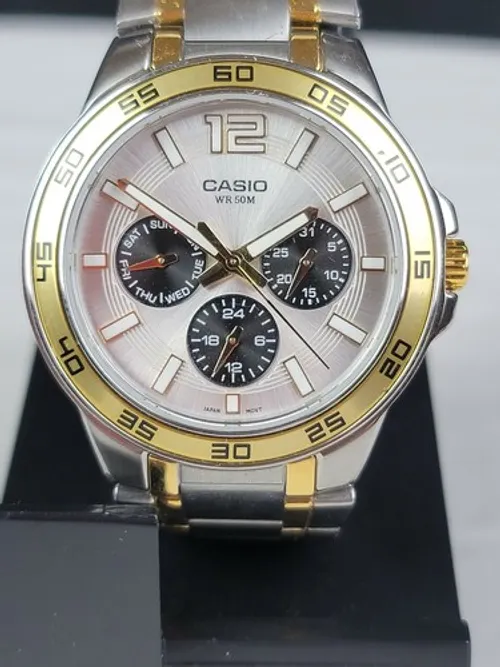 Casio - Gold