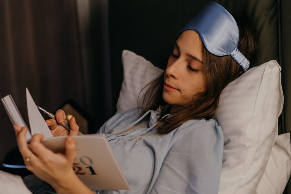 Evening shutdown rituals that improve tomorrow