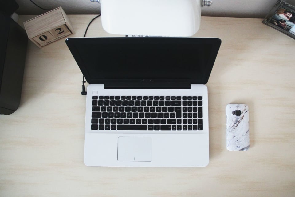 Digital Calm: Tame Your Inbox & Tabs for Focus