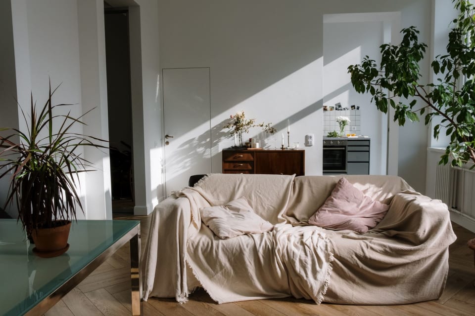 Simplify Your Life: Minimalism for Busy Minds