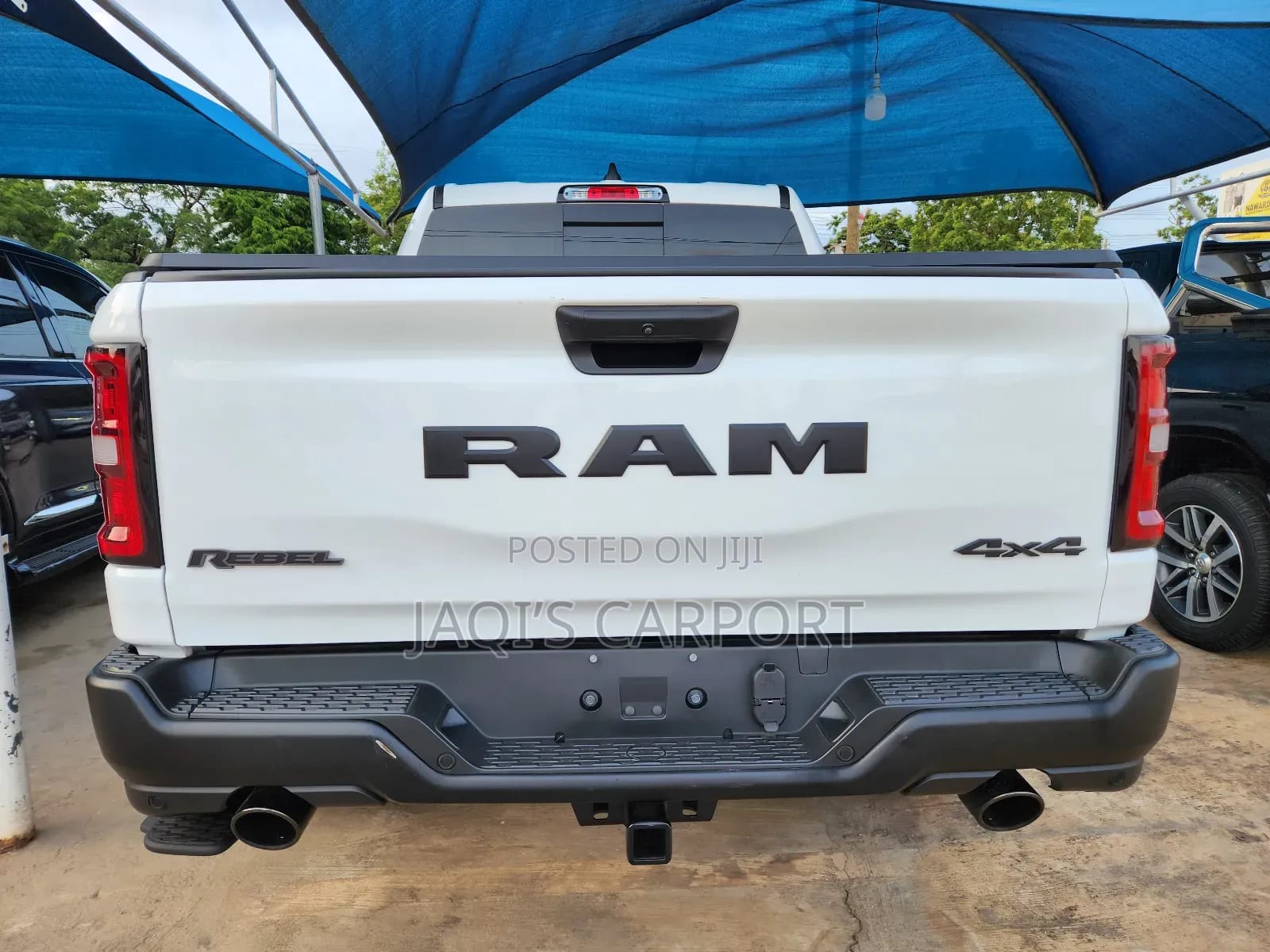 Dodge RAM White thumbnail 6