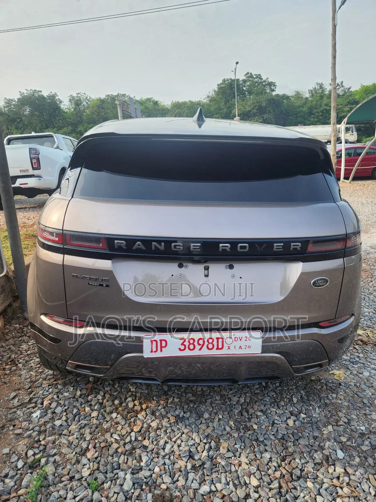 Land Rover Range Rover Evoque R-Dynamic SE AWD Gray thumbnail 6