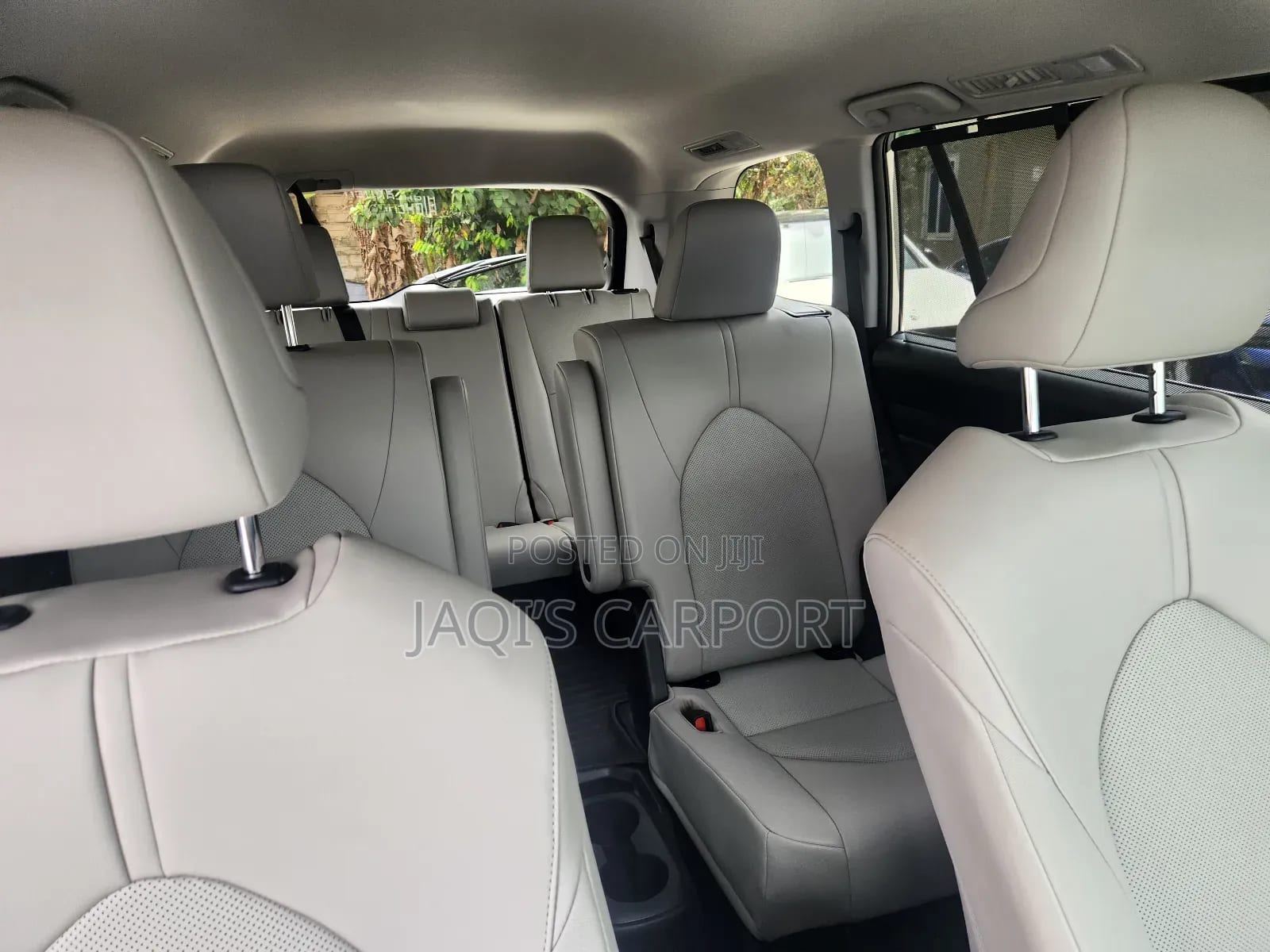 Toyota Highlander XLE AWD White thumbnail 5