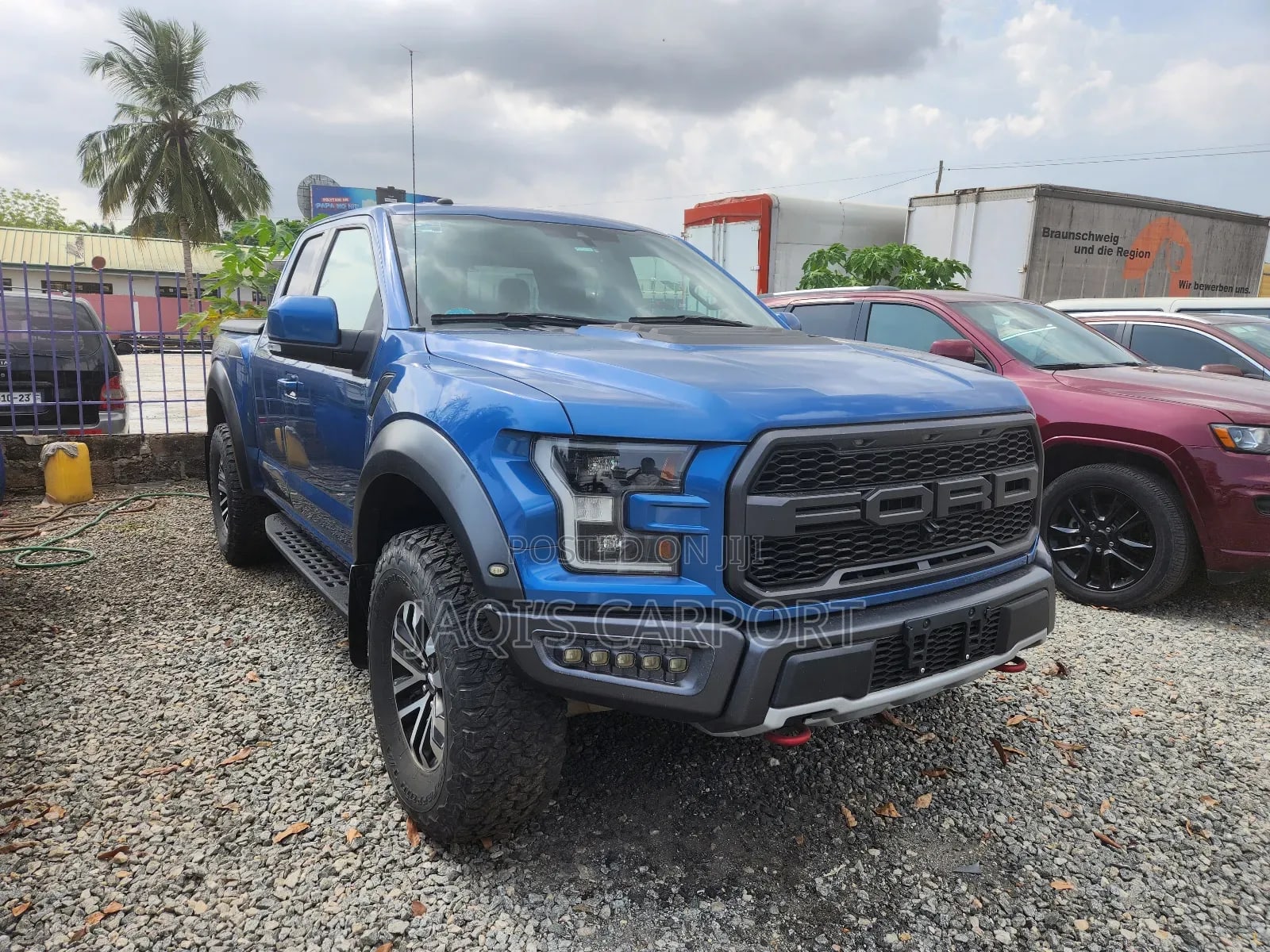 Photo of Ford F-150 Blue