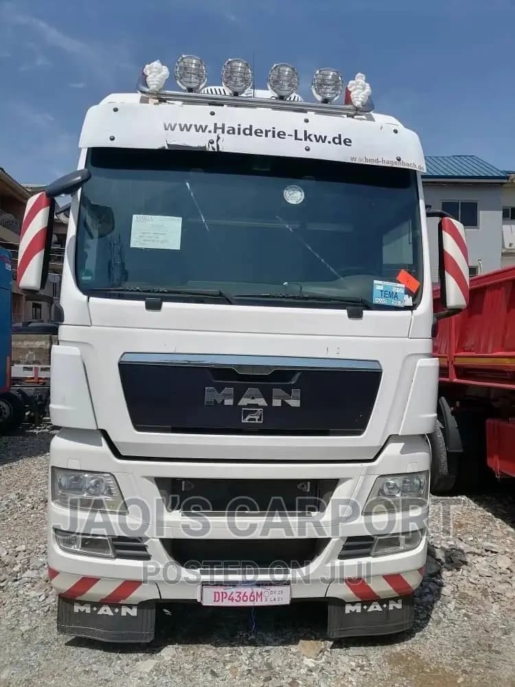 Photo of Trailer Heads