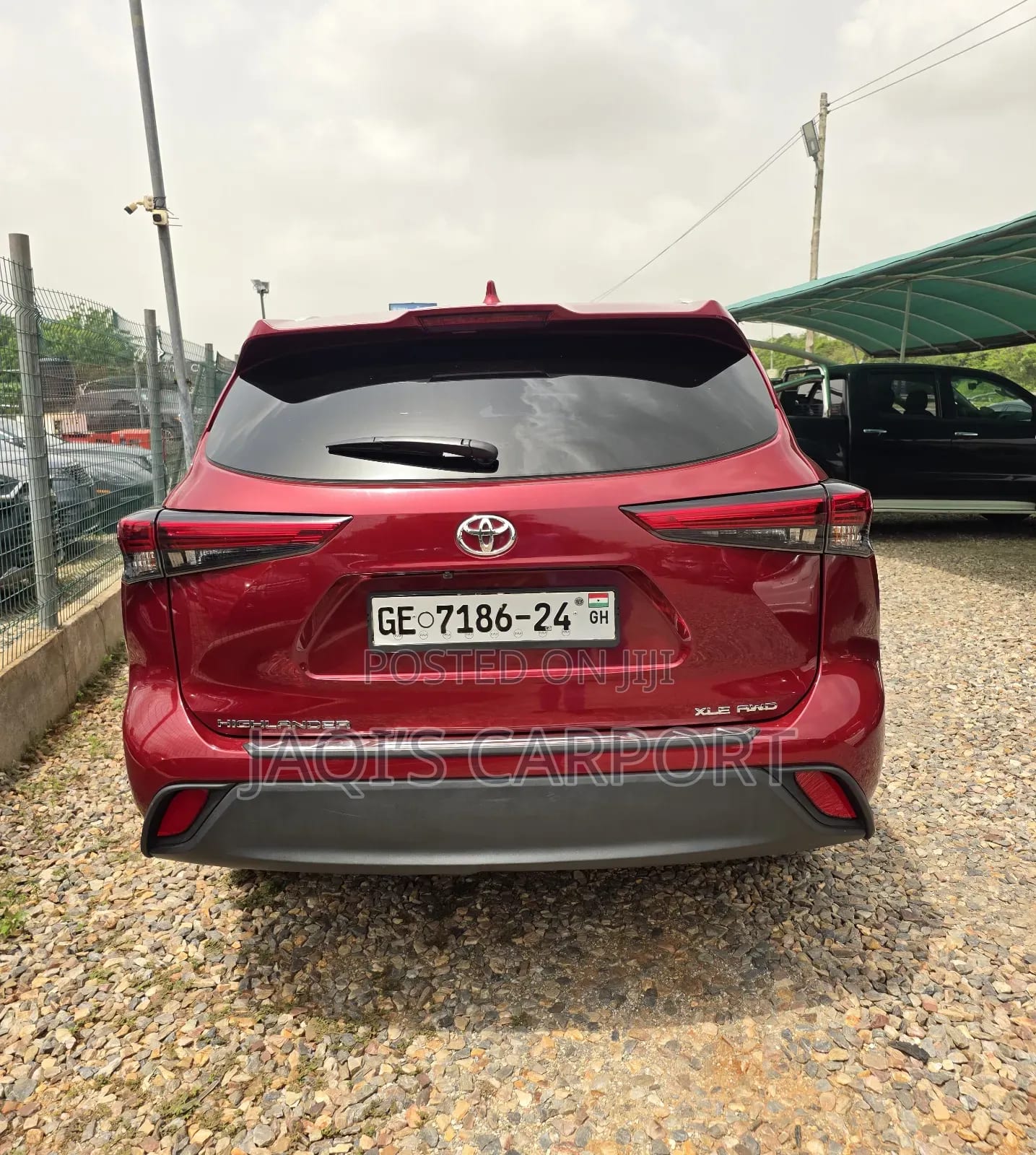 Toyota Highlander XLE AWD 2023 Red thumbnail 6
