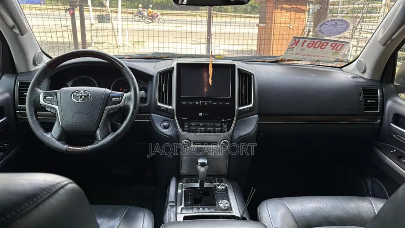 Toyota Land Cruiser 4.5 V8 VXR 2016 Brown thumbnail 3