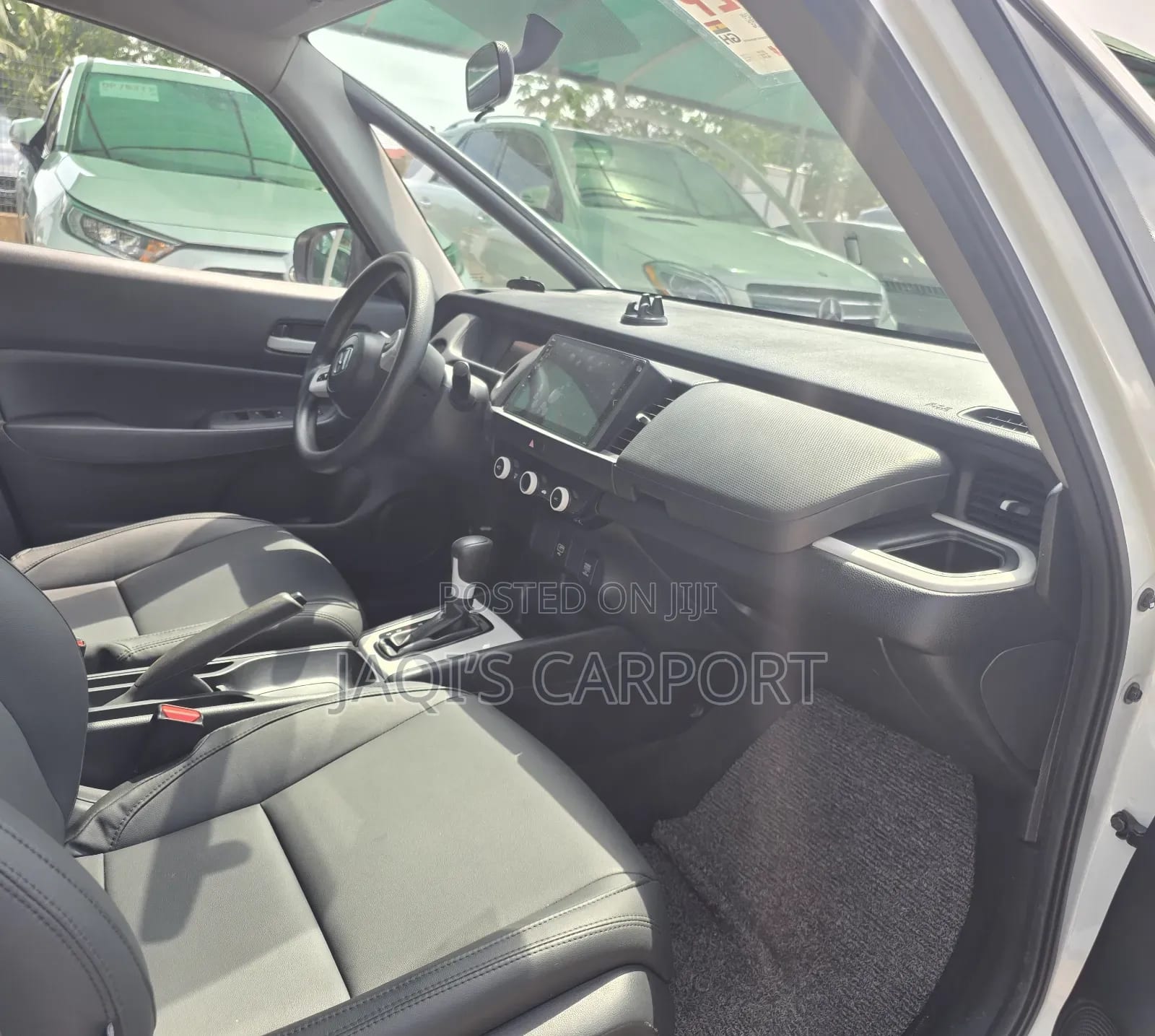 Honda Fit 2021 White thumbnail 3