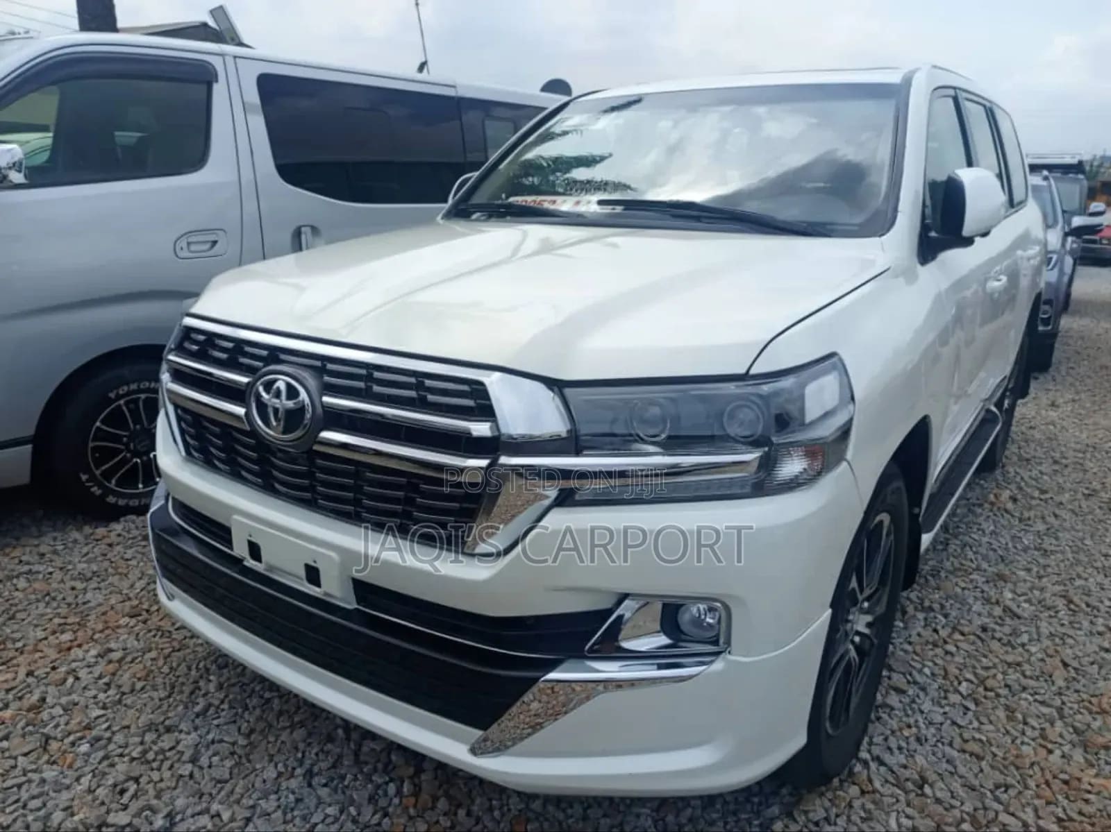 Toyota Land Cruiser 4.5 V8 VXR 2021 White thumbnail 2