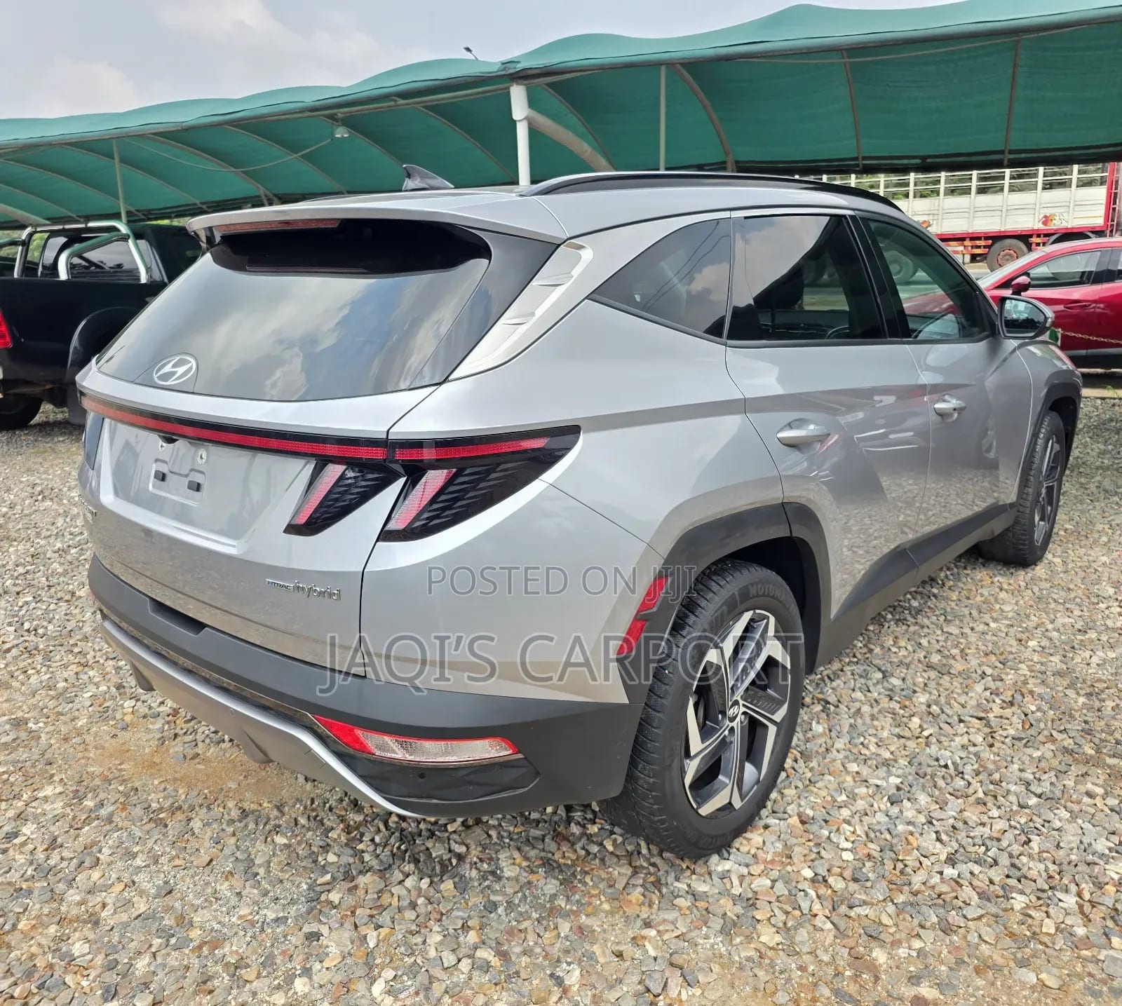 Hyundai Tucson 2023 Gray thumbnail 4