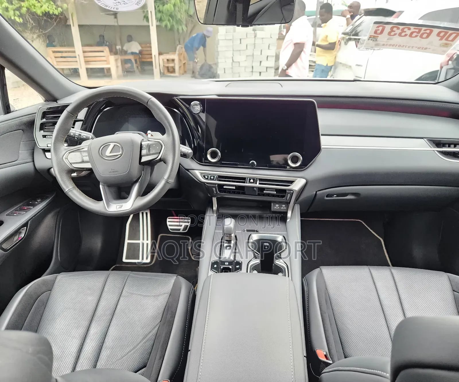Lexus RX 2024 White thumbnail 3