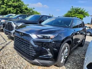 Toyota Highlander Limited AWD 2024 Black thumbnail 2