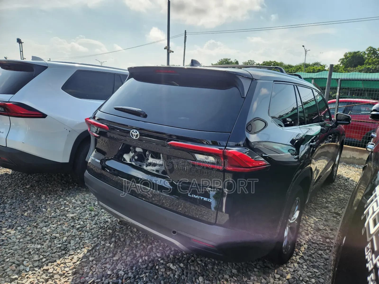 Toyota Highlander Limited AWD 2024 Black thumbnail 6