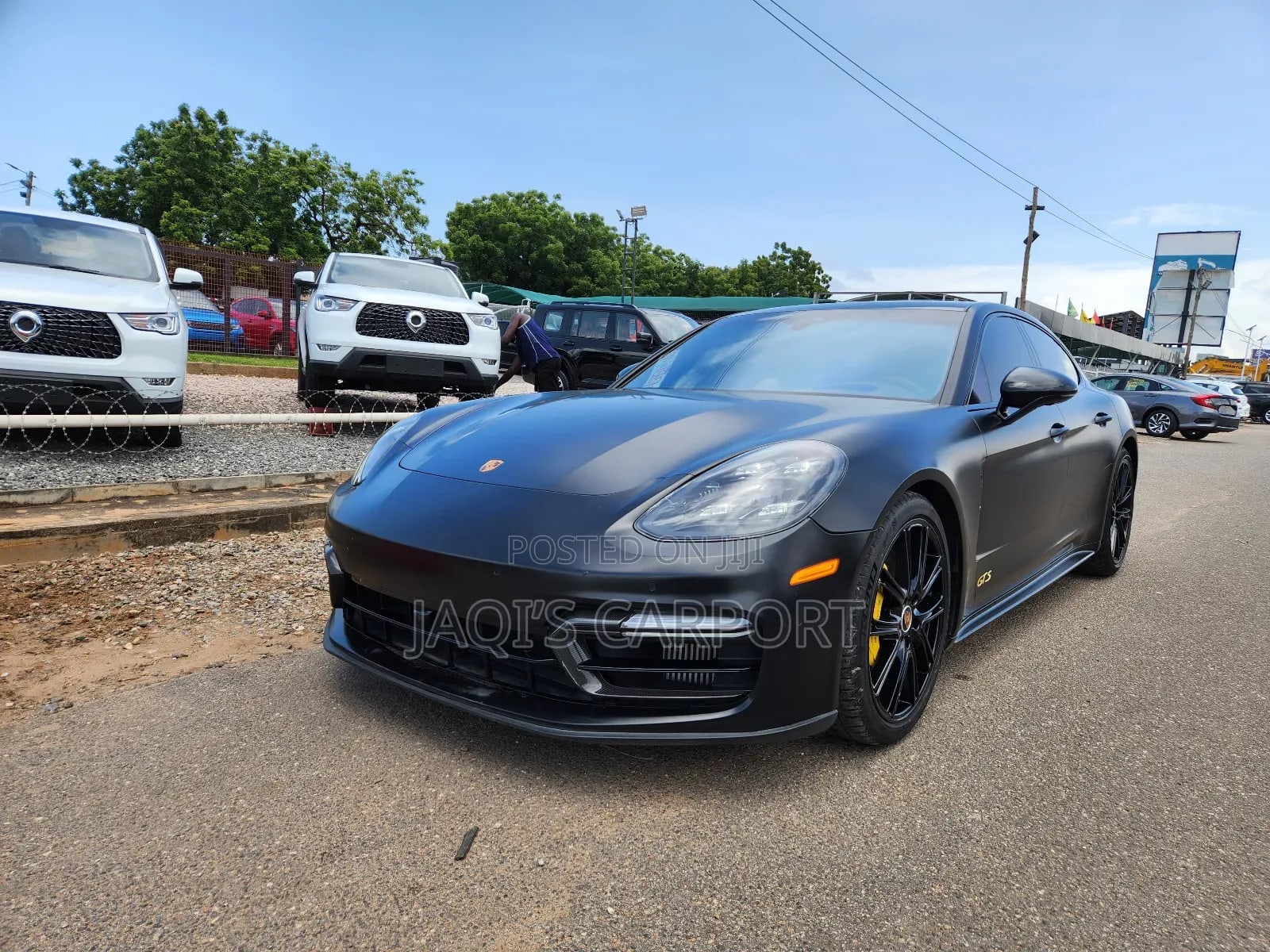 Porsche Panamera GTS 2022 Black - Image 1
