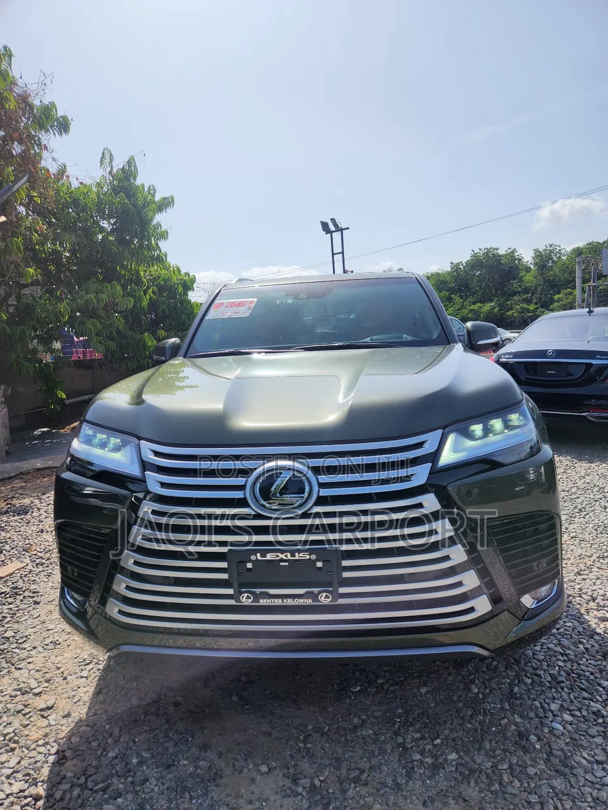 Lexus LX 2024 Green thumbnail 2