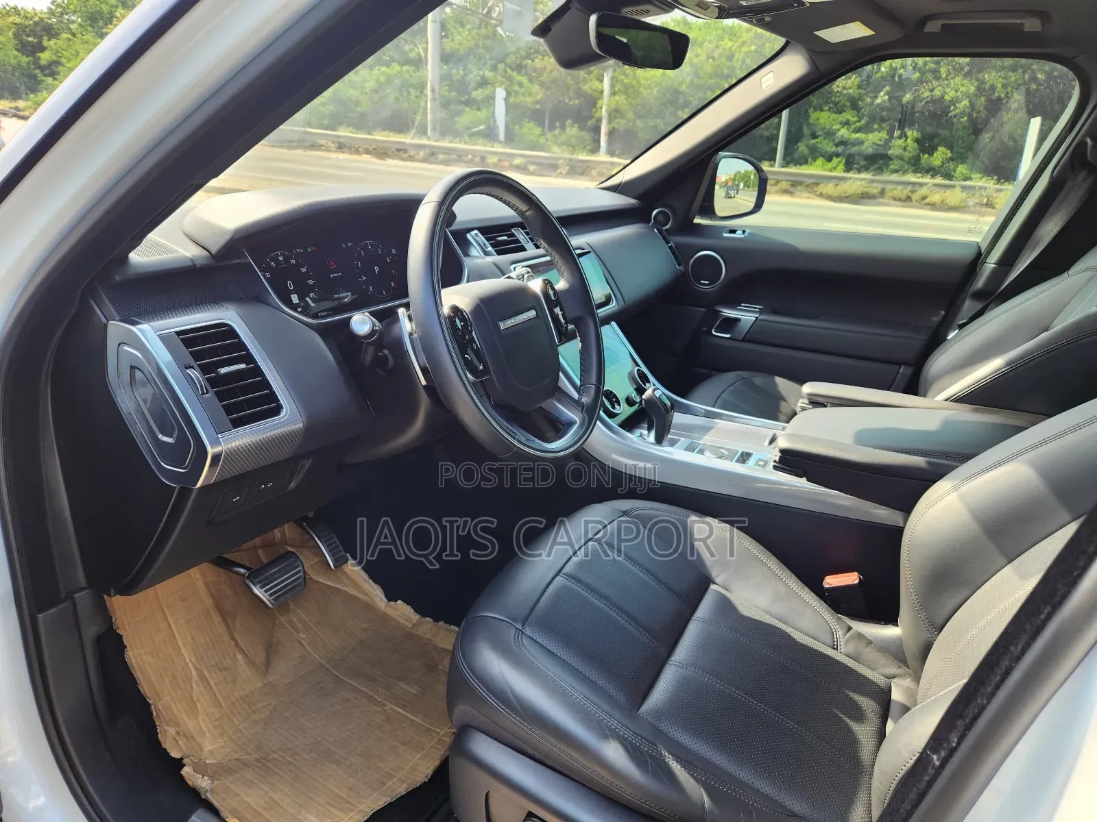 Land Rover Range Rover Sport 2022 White thumbnail 3