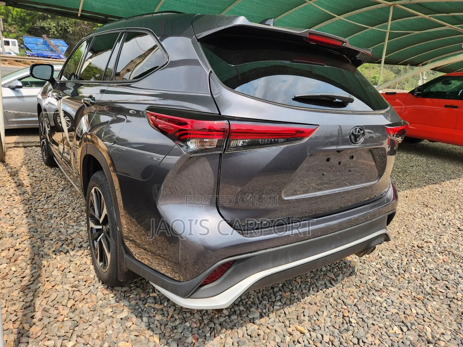Toyota Highlander XSE 2022 Gray thumbnail 6