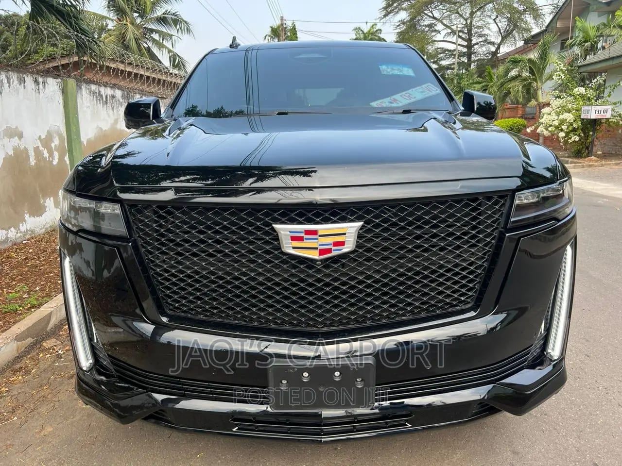 Cadillac Escalade 2021 Black-first-image