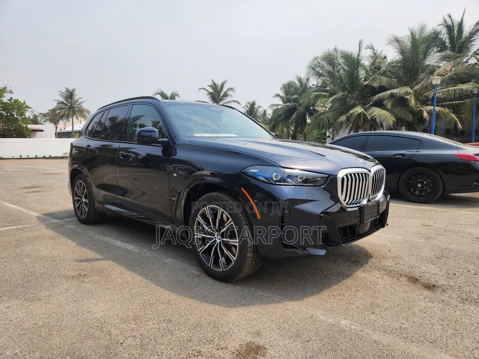 BMW X5 M60i Black-first-image