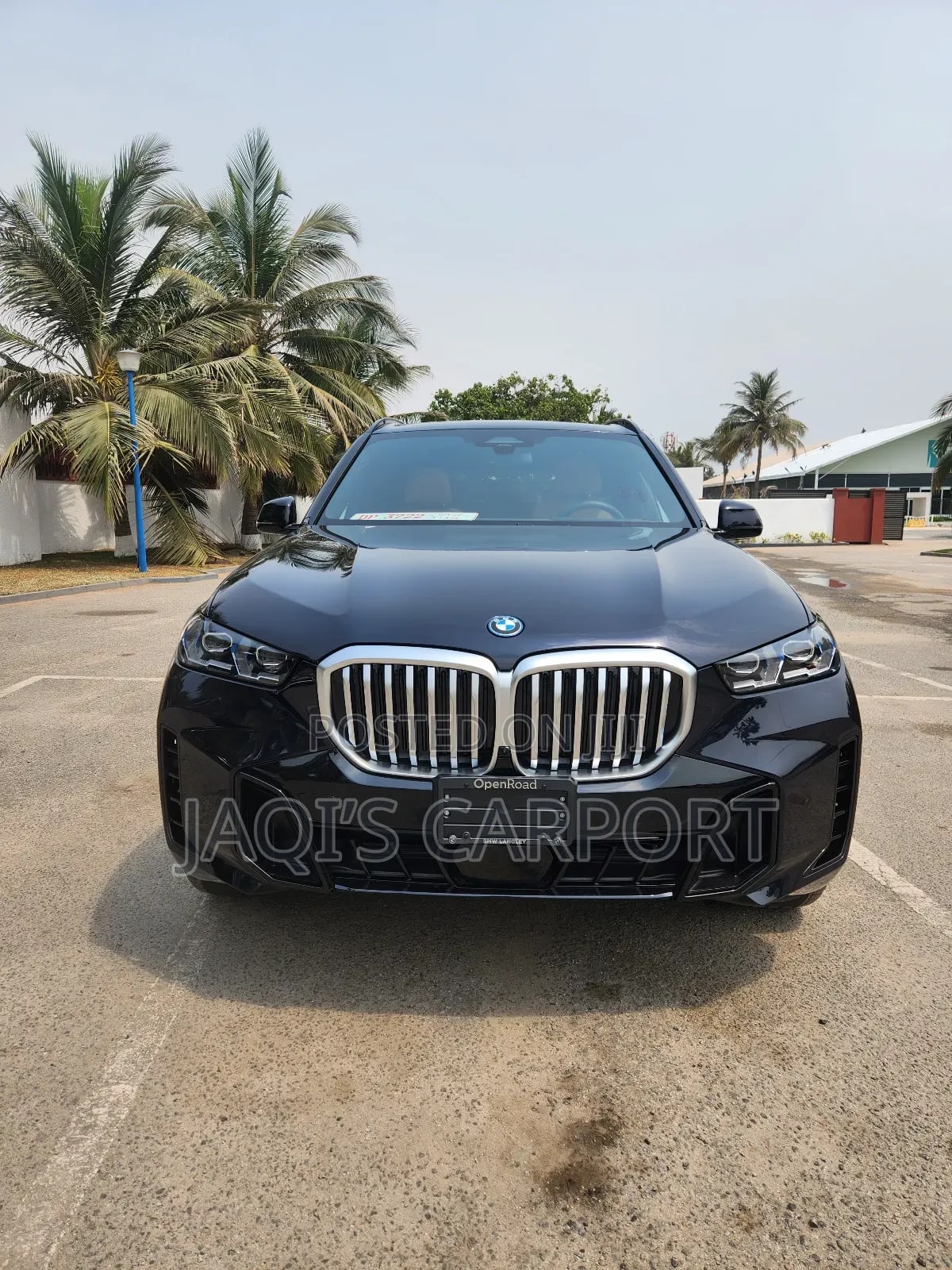 BMW X5 M60i Black thumbnail 2