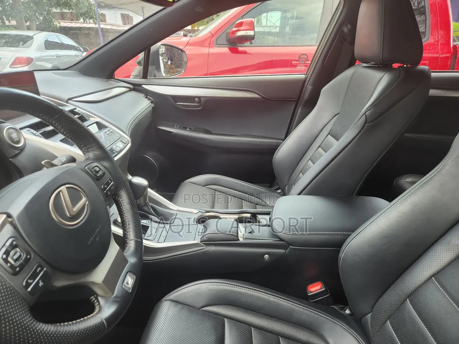 Lexus NX 300h White thumbnail 3