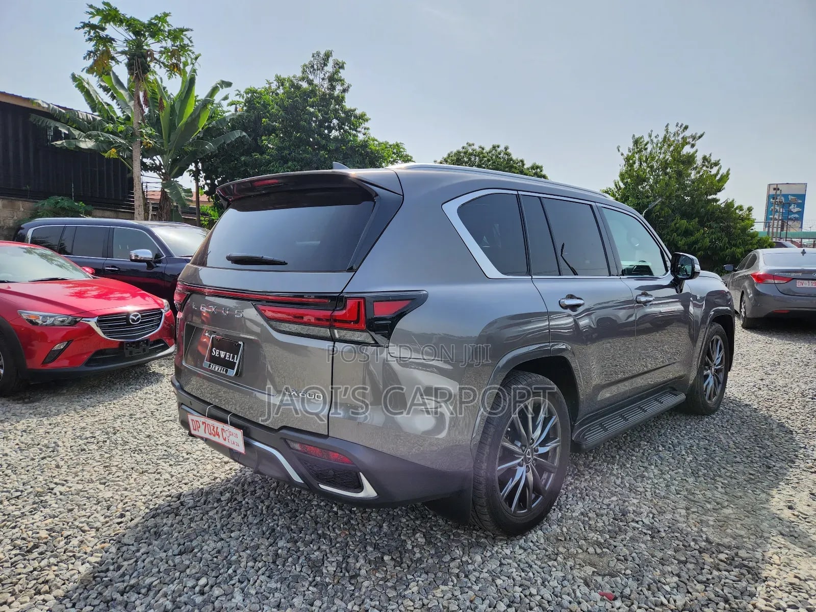 Lexus LX Gray thumbnail 8