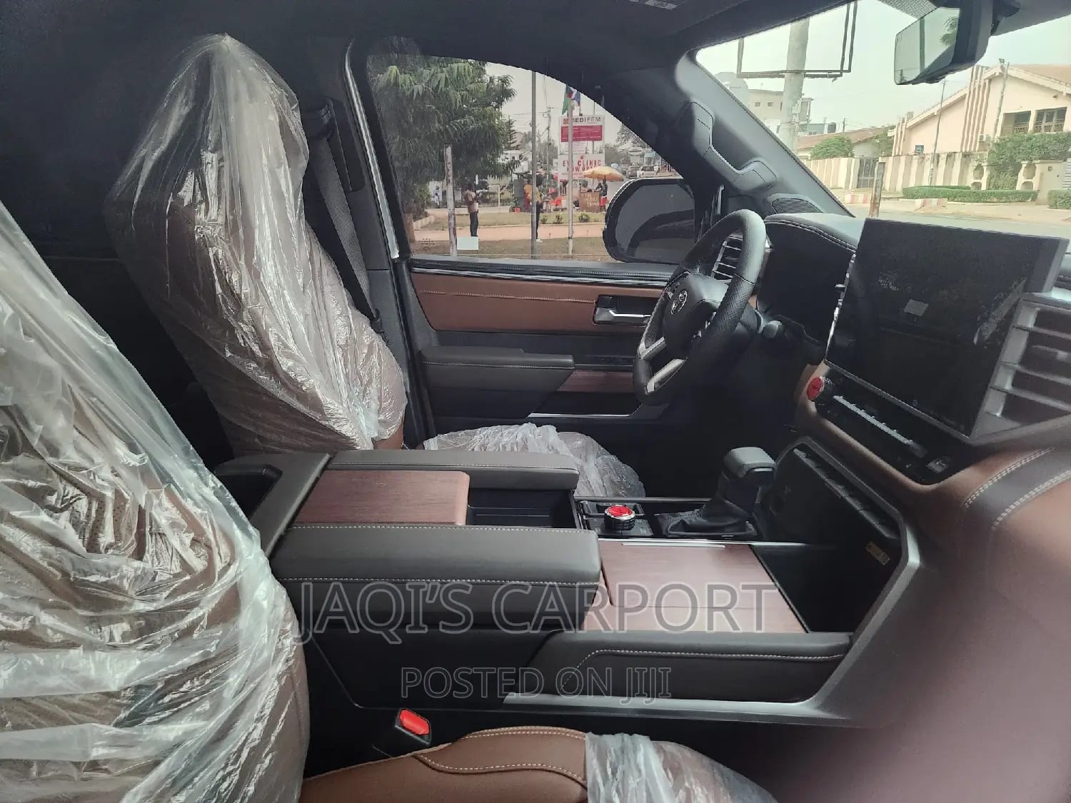 Toyota Tundra  Silver thumbnail 5