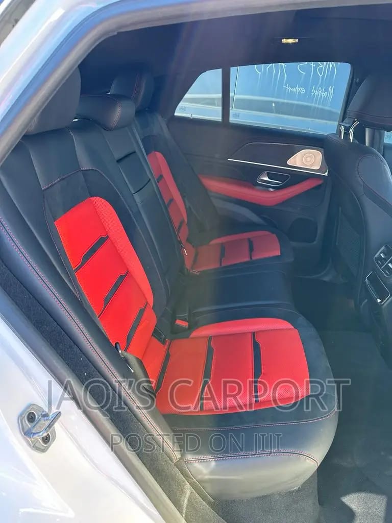 Mercedes-Benz AMG GLE 63 S 4MATIC White thumbnail 4