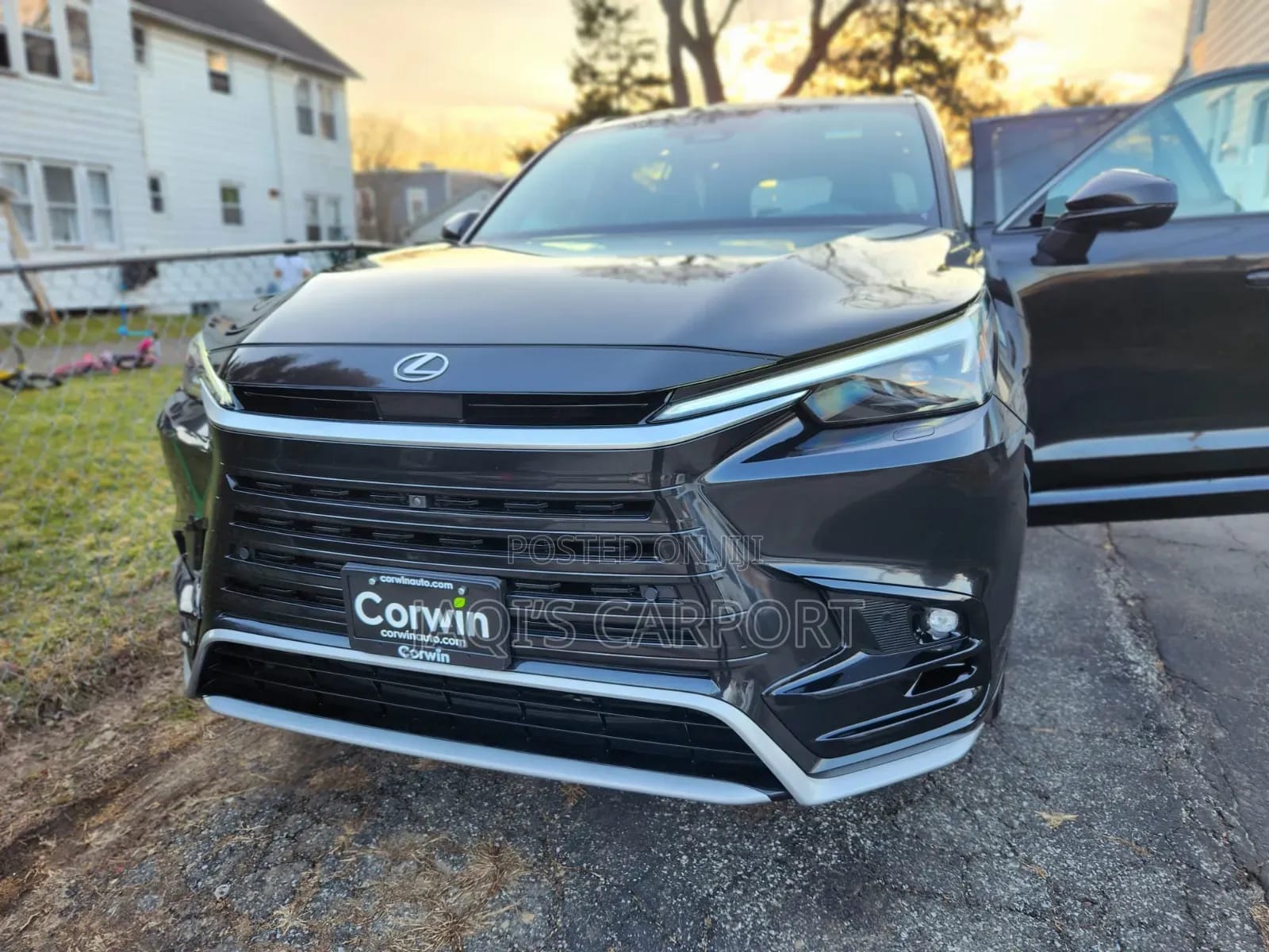 Lexus TX TX 500h AWD 2024 Matt Black-first-image